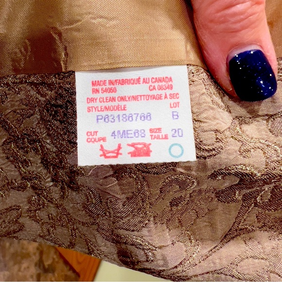 Brocade jacket. - Picture 7 of 8